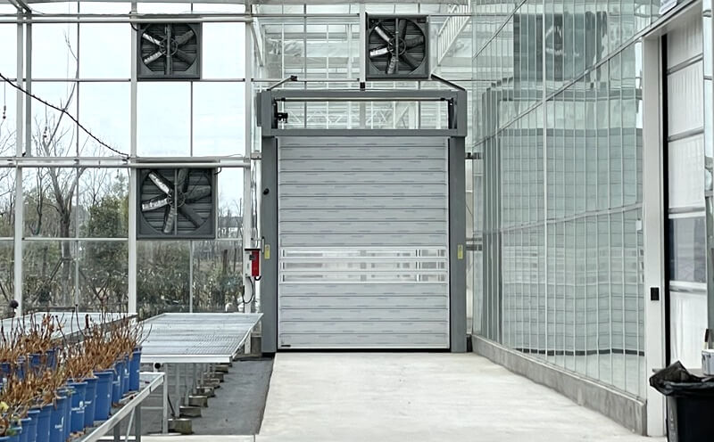 硬质快速卷帘门在苏州工厂物流通道中的应用实践插图3 硬质快速卷帘门在苏州工厂物流通道中的应用实践插图3